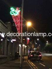 christmas street light pole decorations