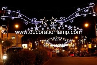overhead street display Christmas lighting