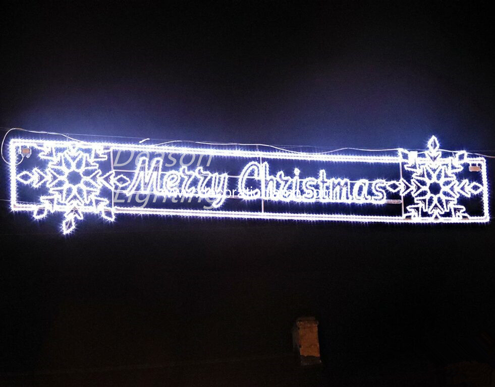 Christmas street light snowflake decoration