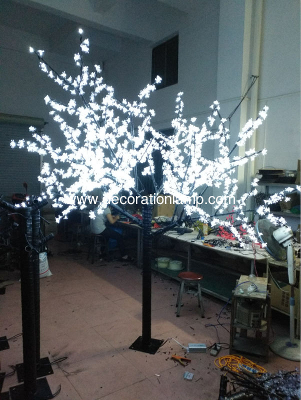 led trees outdoor