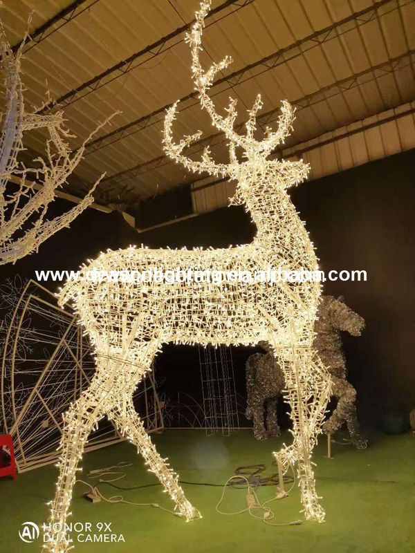 giant led christmas reindeer