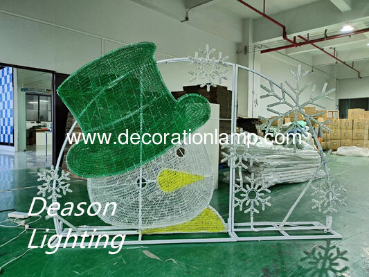 outdoor lighted christmas reindeer