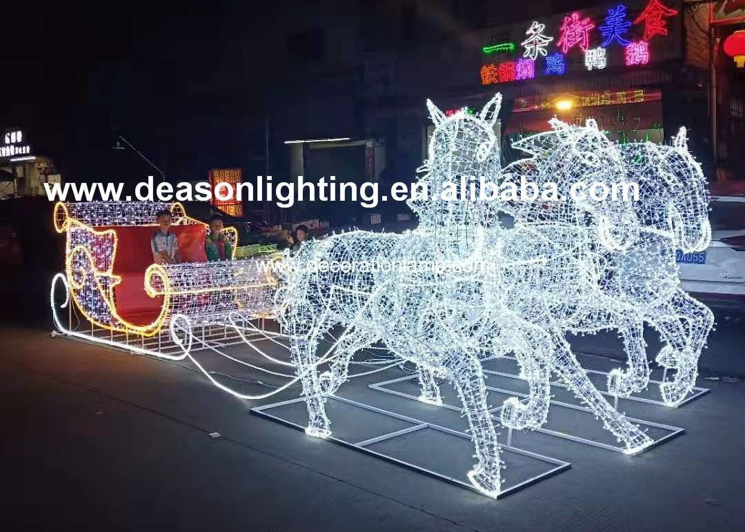 christmas horse lighted carriage